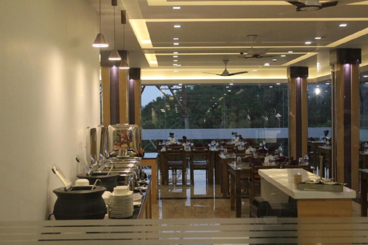 The Lakeview Munnar Exterior foto