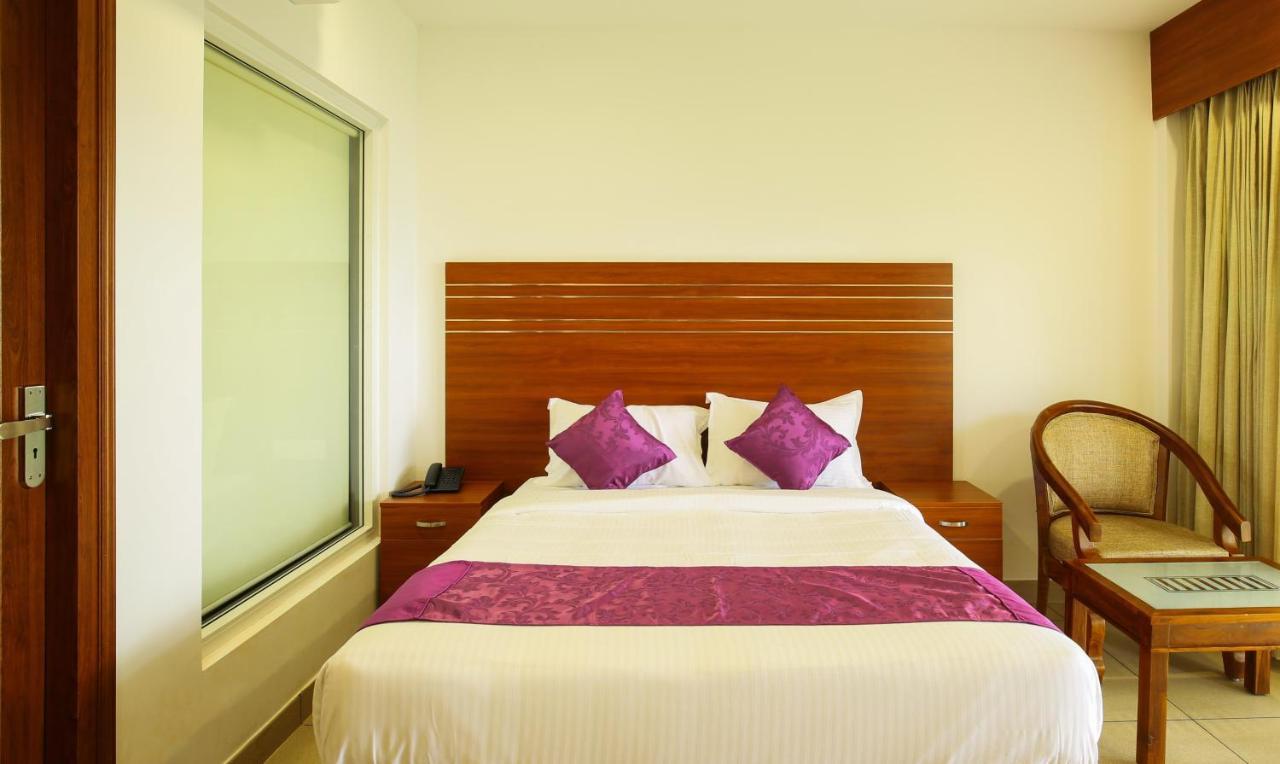 The Lakeview Munnar Exterior foto